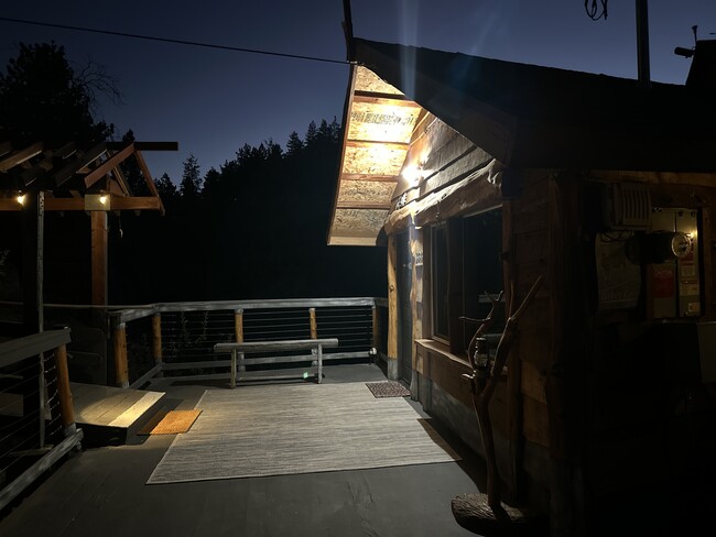 Foto del edificio - 33141 Big Bear Rd