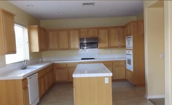 Foto del edificio - 10310 Grizzly St