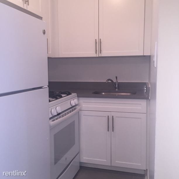 Building Photo - 4435 Colden St