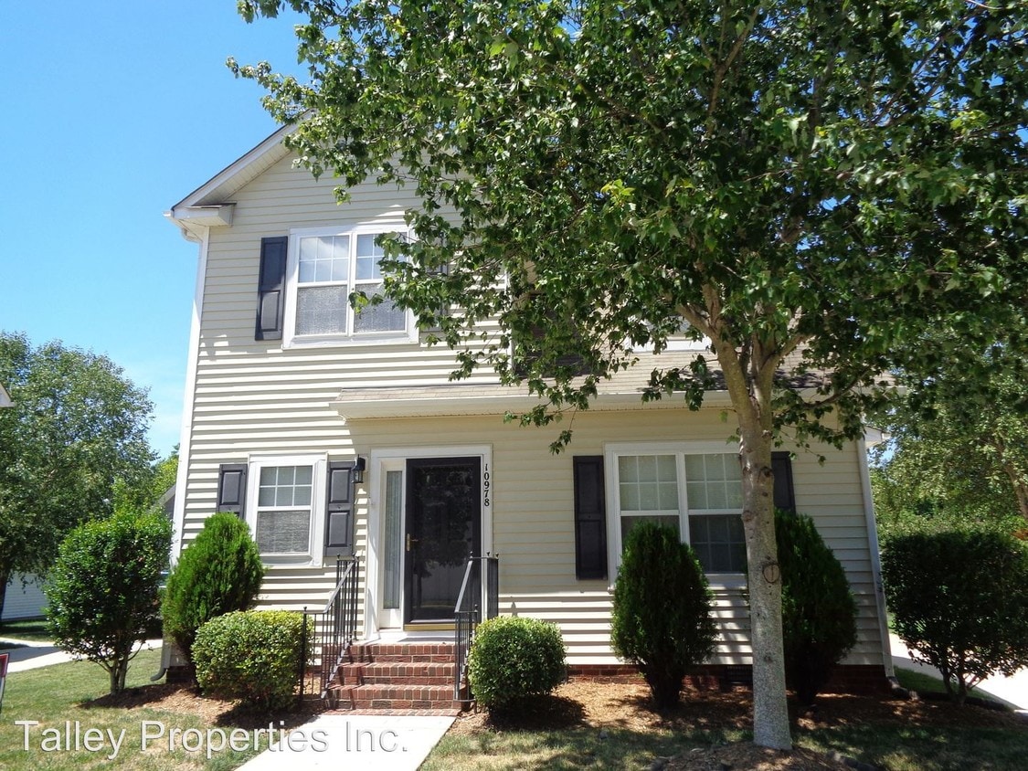 10978 Heritage Green Dr, Cornelius, NC 28031 House Rental in