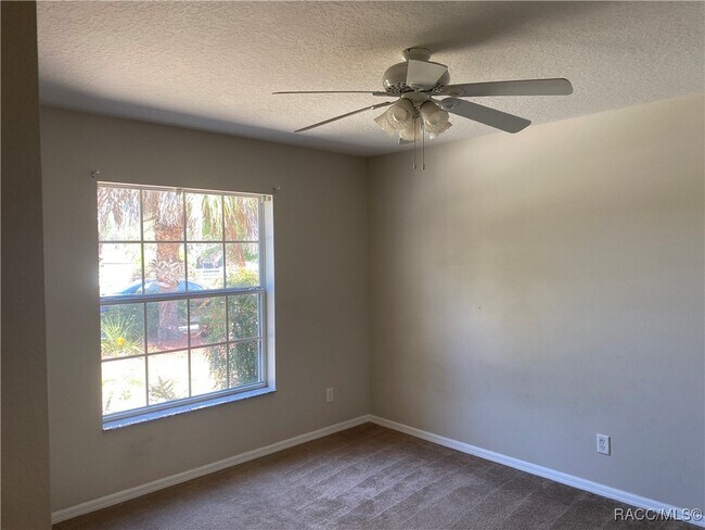 Foto del edificio - 5420 W Oak Park Blvd