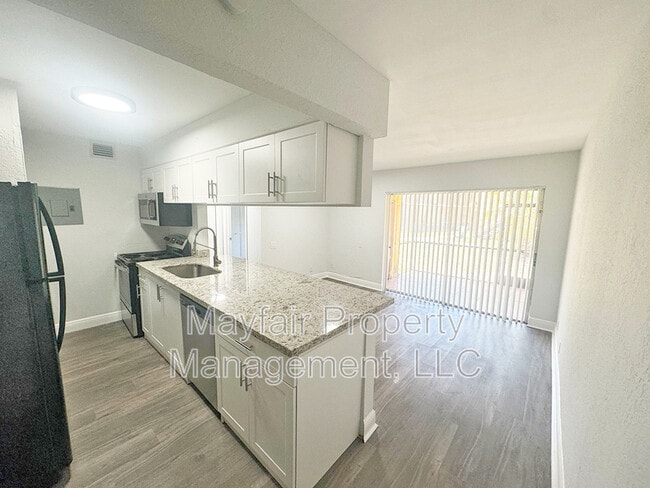 Foto del edificio - 4405 Treehouse Lane