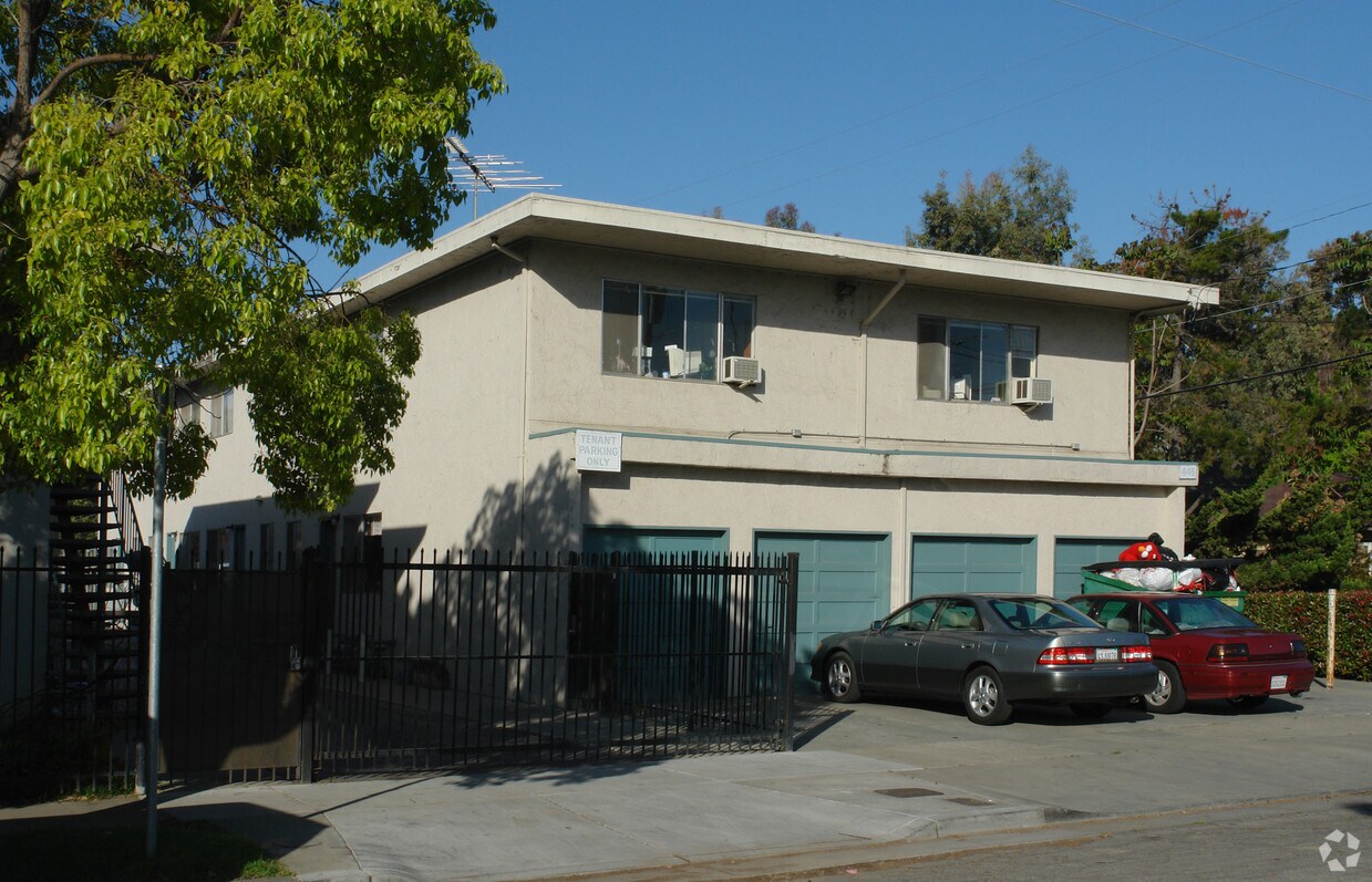 Primary Photo - 435-445 Wooster Ave