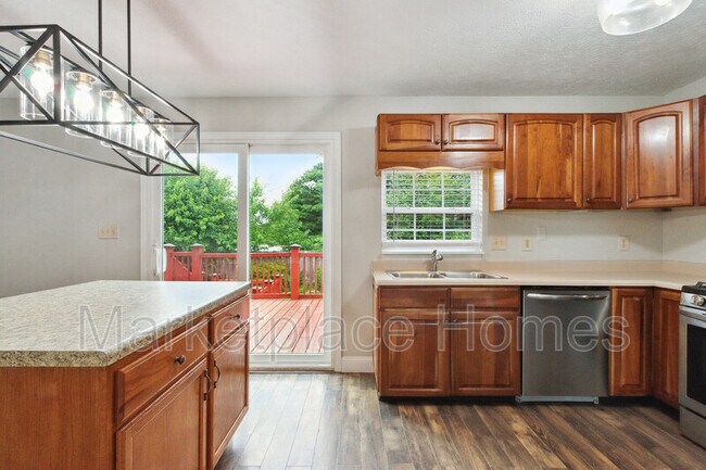 Foto del edificio - 893 Waterway Dr