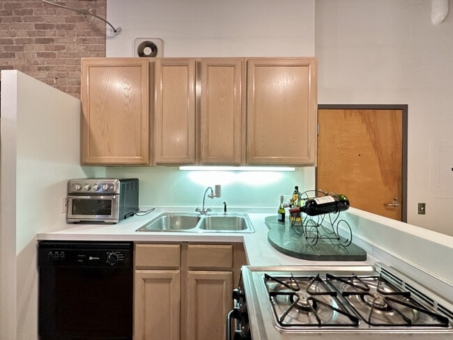 Foto del edificio - 110 N Peoria St