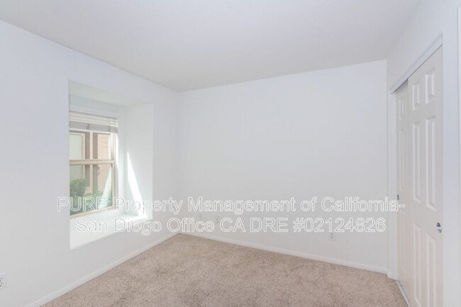 Building Photo - 367 Tesoro Gln
