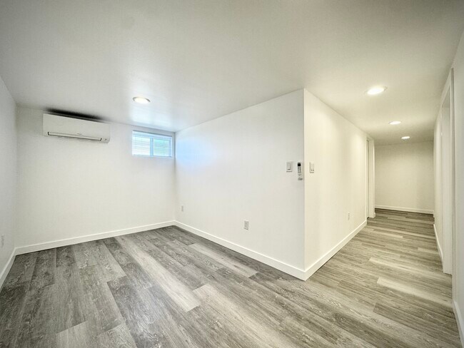 Foto del edificio - 6701 39th Ave SW