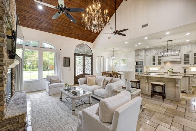 Foto del edificio - 1324 Bingle Rd