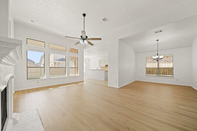 Foto del edificio - 3405 Volterra Cir