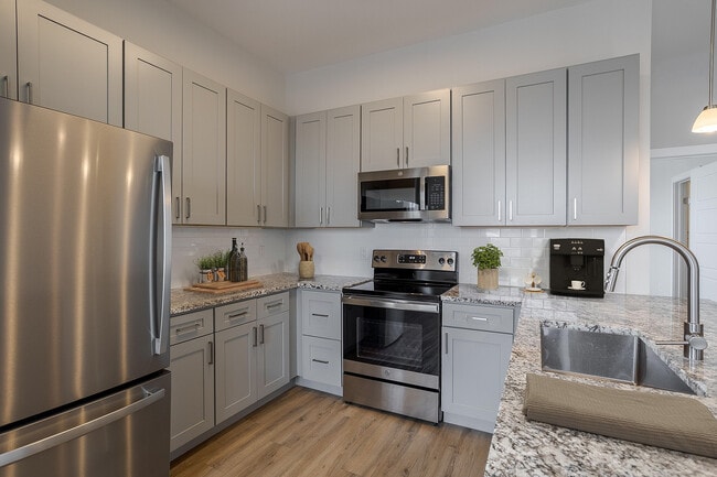 Building Photo - Destination at Arista Apartments