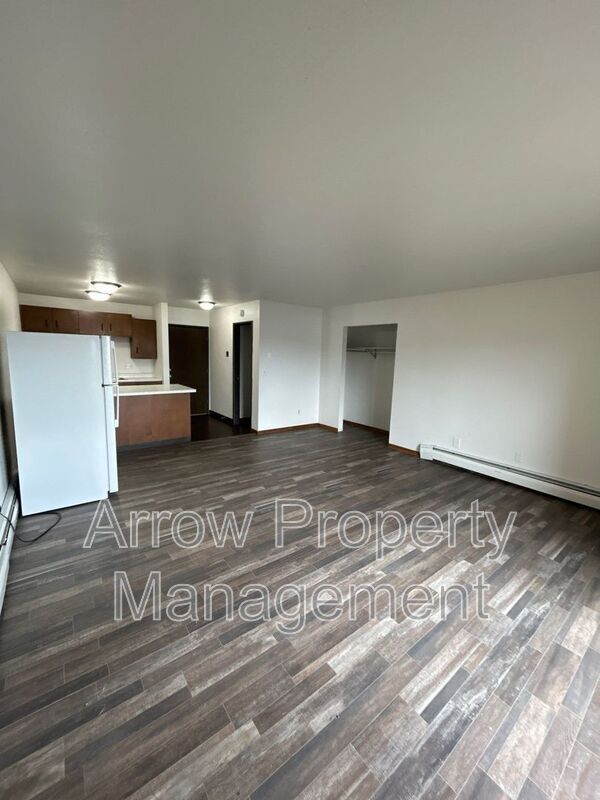 Foto del edificio - 215 E Arbor Ave