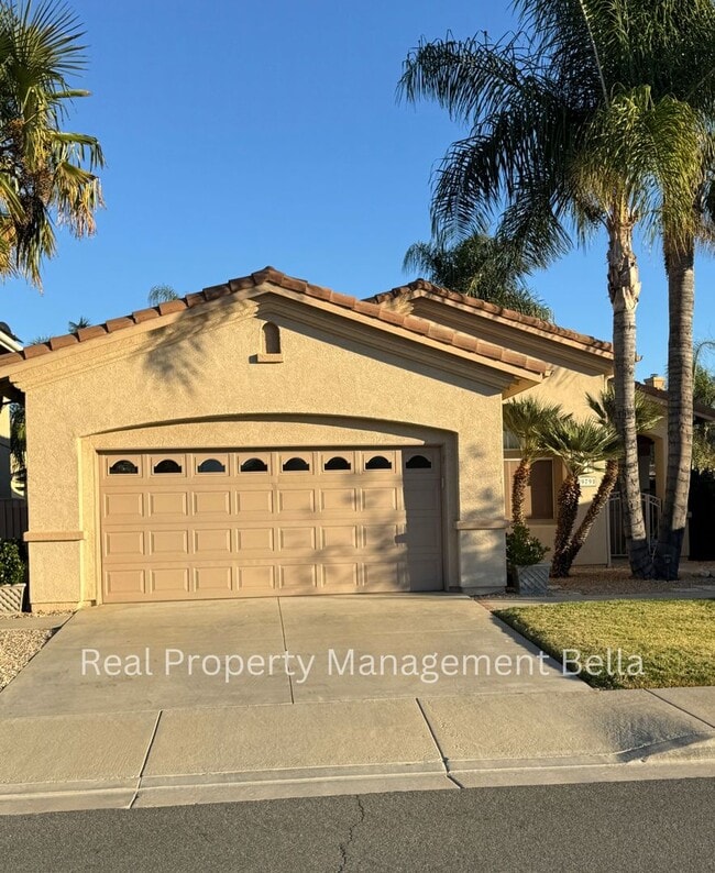 Building Photo - 29790 Painted Desert Dr