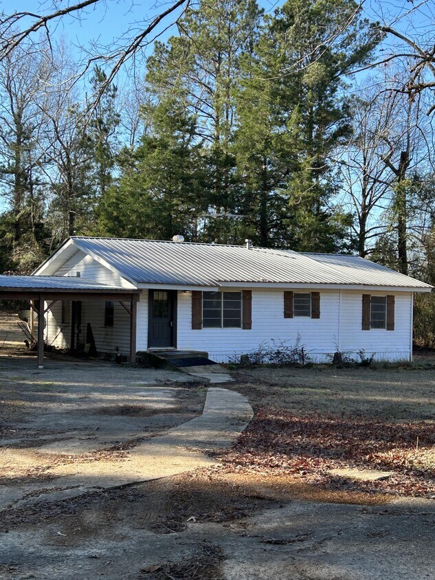 Primary Photo - 376 Oak Tree Rd