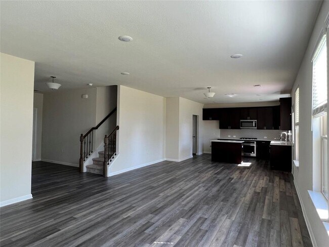 Building Photo - 6817 Ellsworth Walk