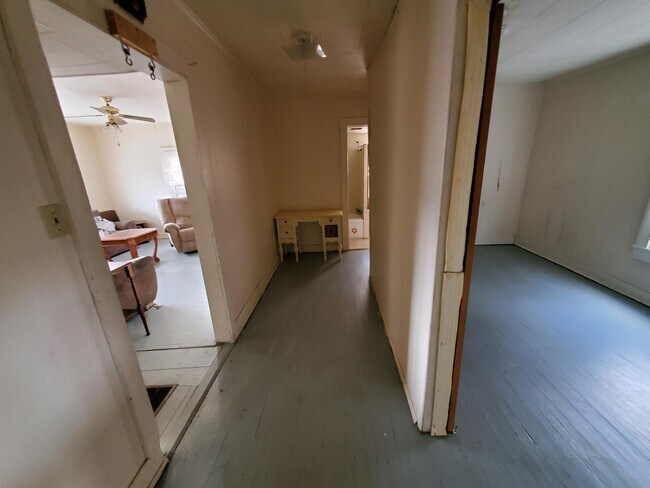 Foto del edificio - 335 Market Rd