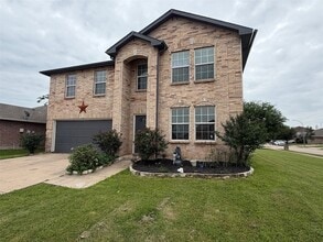 Building Photo - 4600 Mountain Oak St