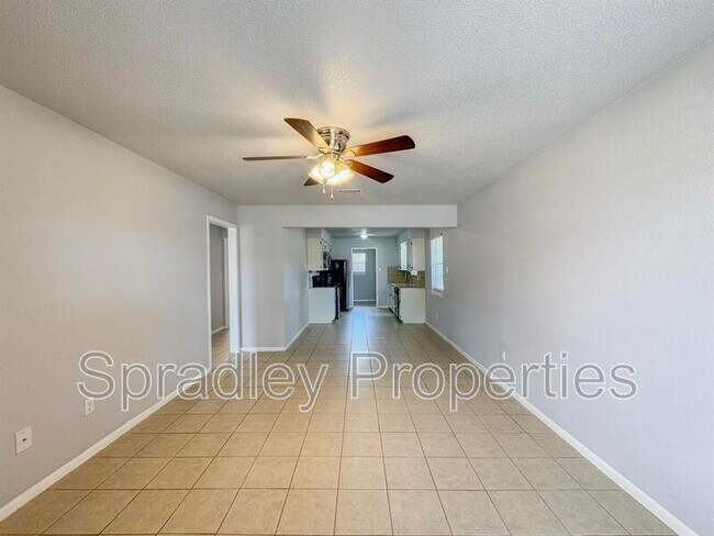 Foto del edificio - 1014 N Wall St