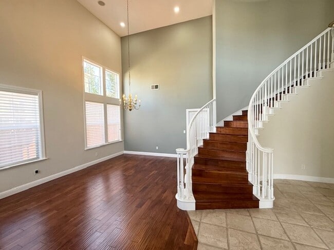 Building Photo - Ruby Hill 4 Bed plus Office / 3 bath, Exquisite Home in Gated Community, Amenities