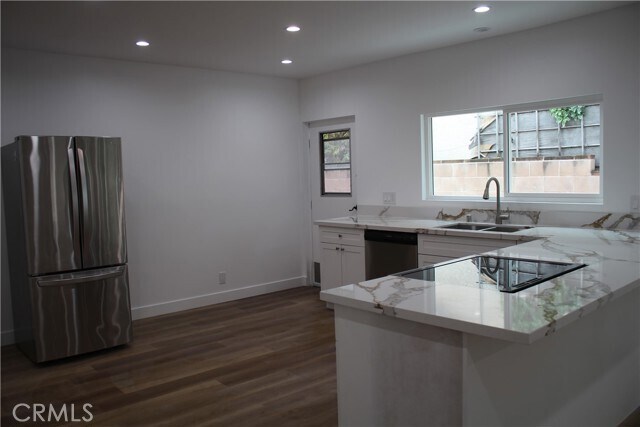 Foto del edificio - 620 Brittania St