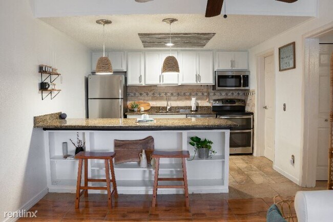 Foto del edificio - 1 br, 1 bath Condo - 533 7th Pl 533 Unit 533