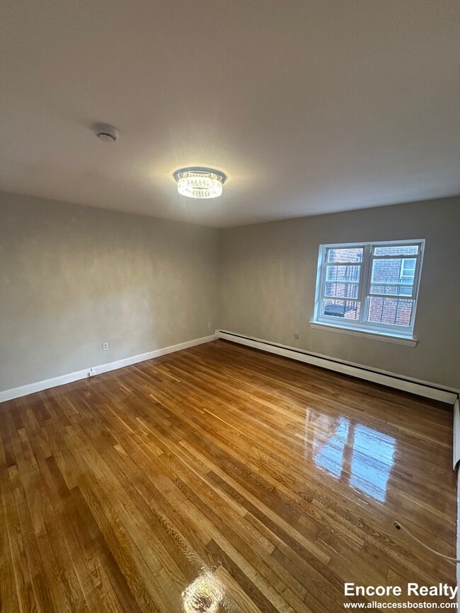 Building Photo - 63 Selkirk Rd