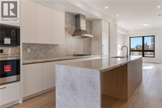 Building Photo - 138 East St