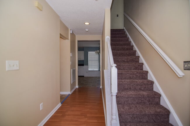 Building Photo - 205 Alydar Ct