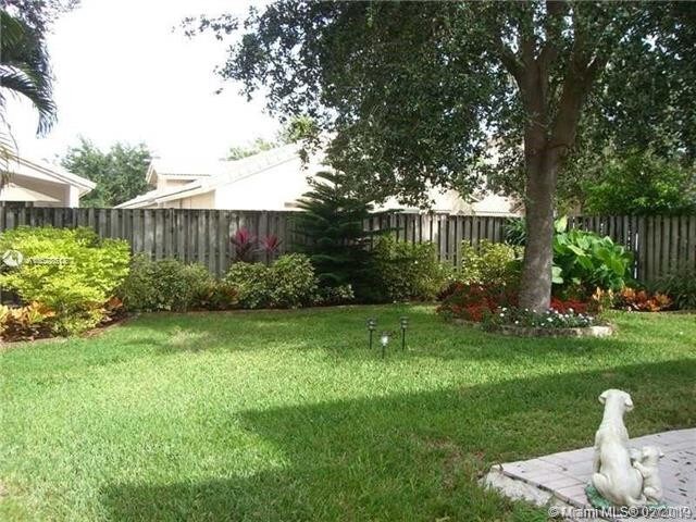 Foto del edificio - 17021 NW 10th St