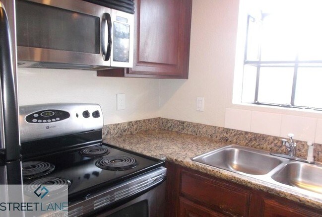 Building Photo - 4050 Pacific Harbors Dr
