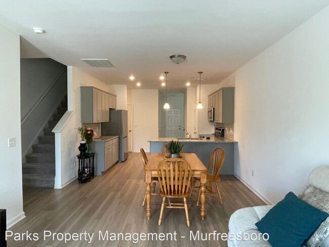 Building Photo - 3 br, 2.5 bath House - 120 Townsend Ave