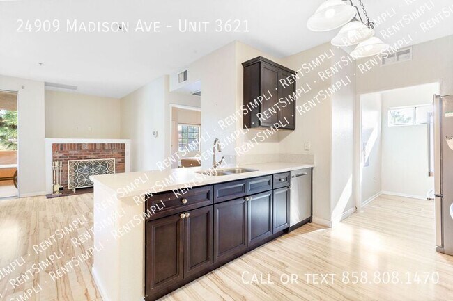 Foto del edificio - 24909 Madison Ave