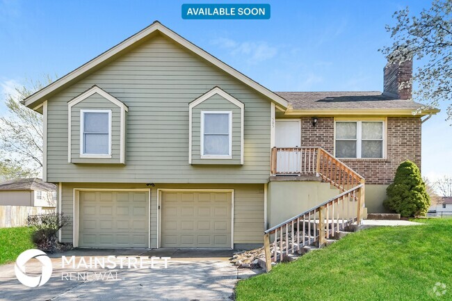 Building Photo - 505 NW Willow Dr