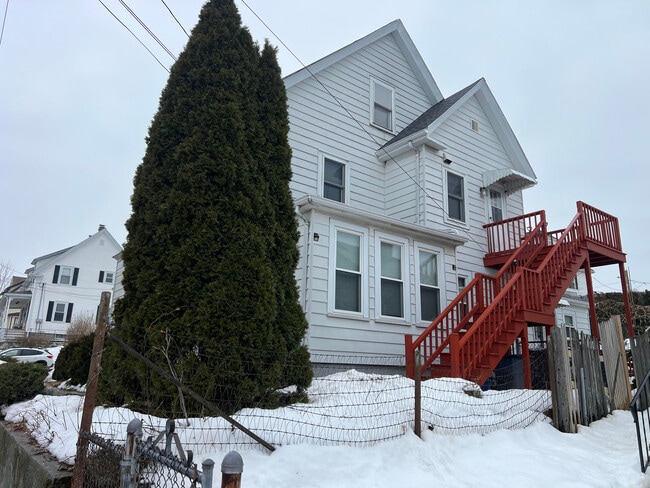 Foto del edificio - 95 Roberts St