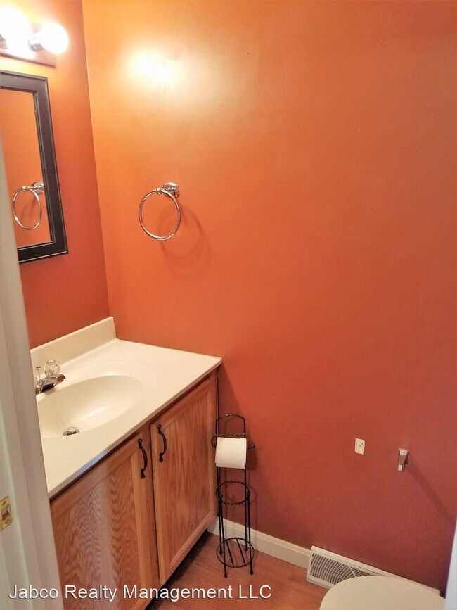 Foto del edificio - 2 br, 2.5 bath House - 309 Chadham Court