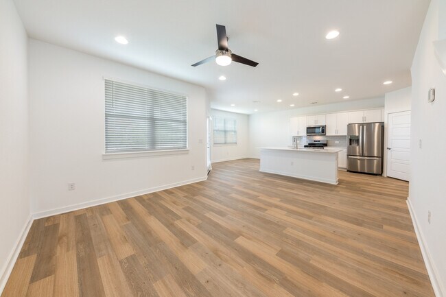 Foto del edificio - 1848 Bonham Ln
