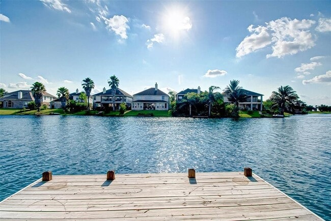 Building Photo - 3006 Pelican Cove