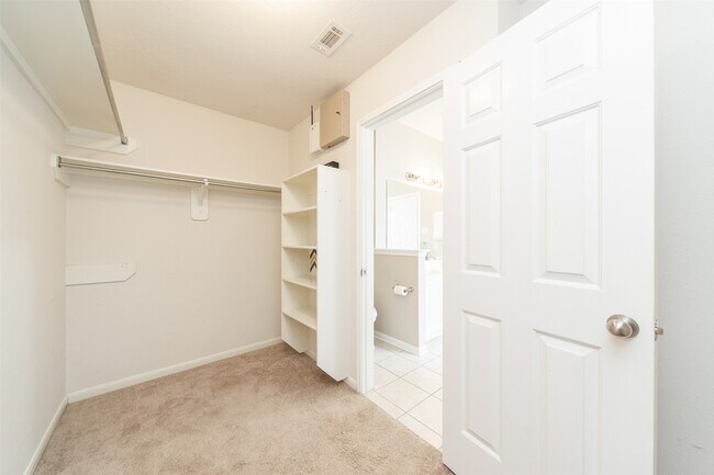 Foto del edificio - 3114 Glenwood Dr