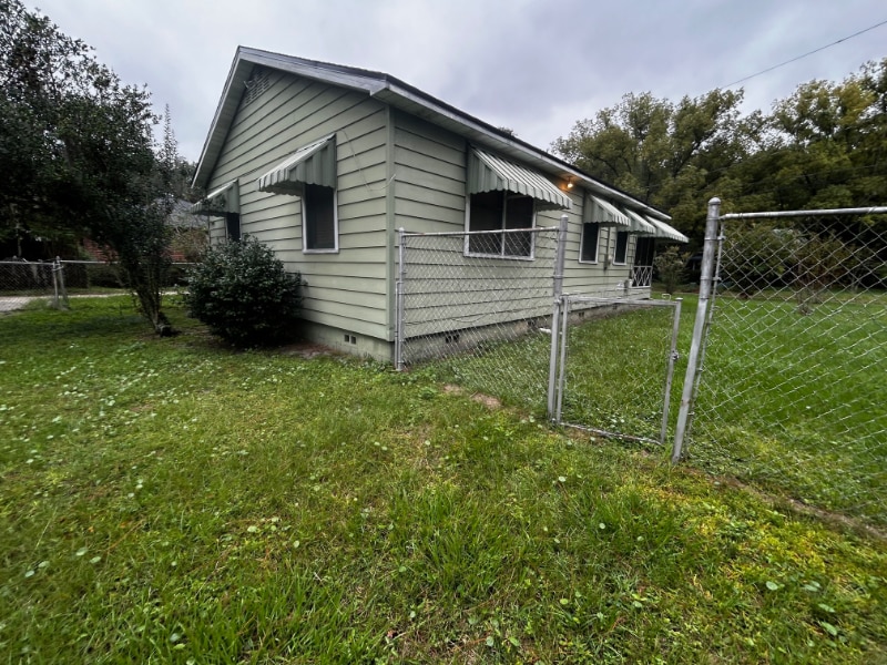 Foto principal - 2652 Merwyn Rd