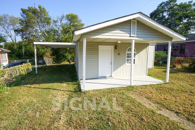 Foto del edificio - 128 Ann Dr SW