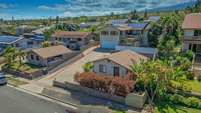 Building Photo - South Maui 2 Bedroom / 1 Bathroom Unfurnished downstairs unit  - Almost all Utiilities included! ...