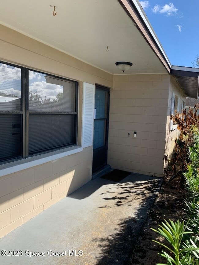 Foto del edificio - 5095 Melissa Dr