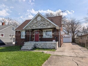 Building Photo - 622 E 34th St