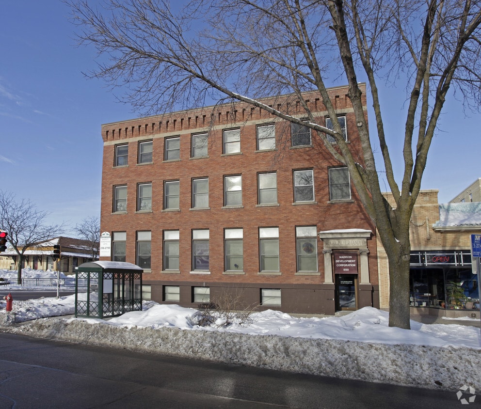 Bassett Warehouse Apartments - Bassett Warehouse Apts