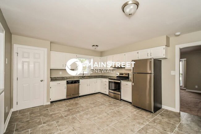 Foto del edificio - 3 Bedroom Pet-Friendly Home in Louisville,...