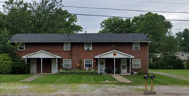 Building Photo - 521 Hinderer Ave SW