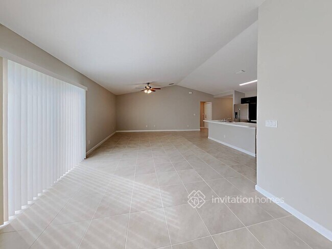 Foto del edificio - 402 NW Kilpatrick Ave