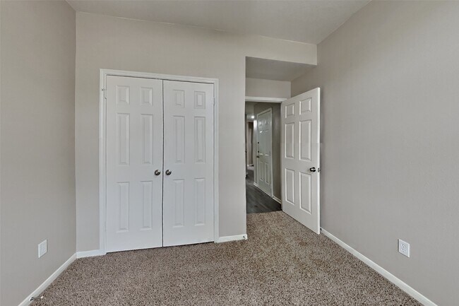 Foto del edificio - 17111 Cradle Cove Ct