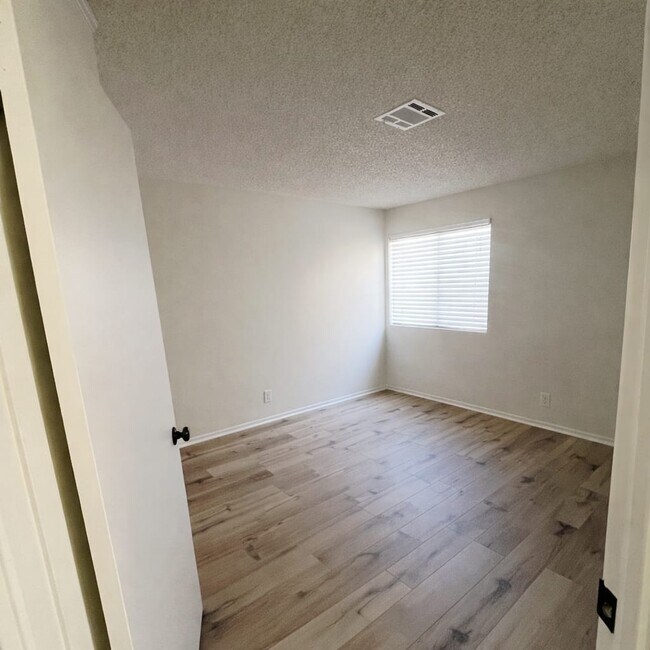 Foto del edificio - 53755 Avenida Diaz