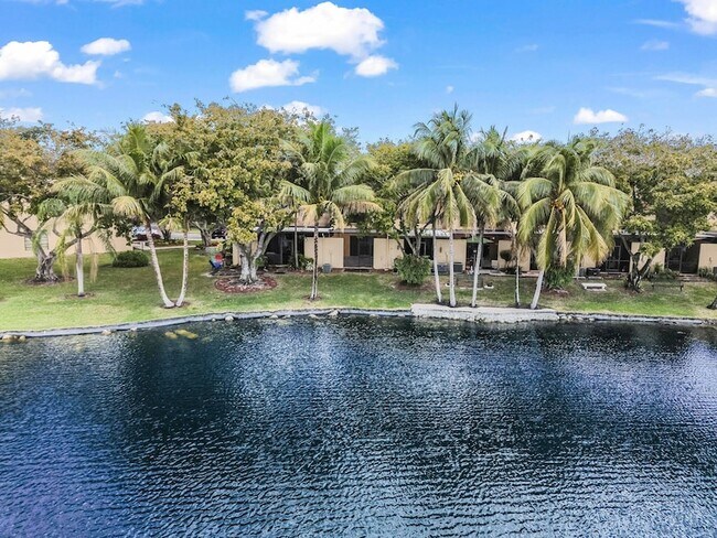 Foto del edificio - 1464 NW 97th Terrace