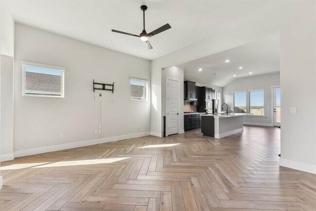 Foto del edificio - 8506 Basil Hayden Ln